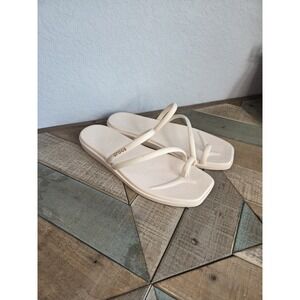 Crocs Miami Womens Sz 11 Color Dew Beach Walking Outdoor Toe Loop Sandals NEW